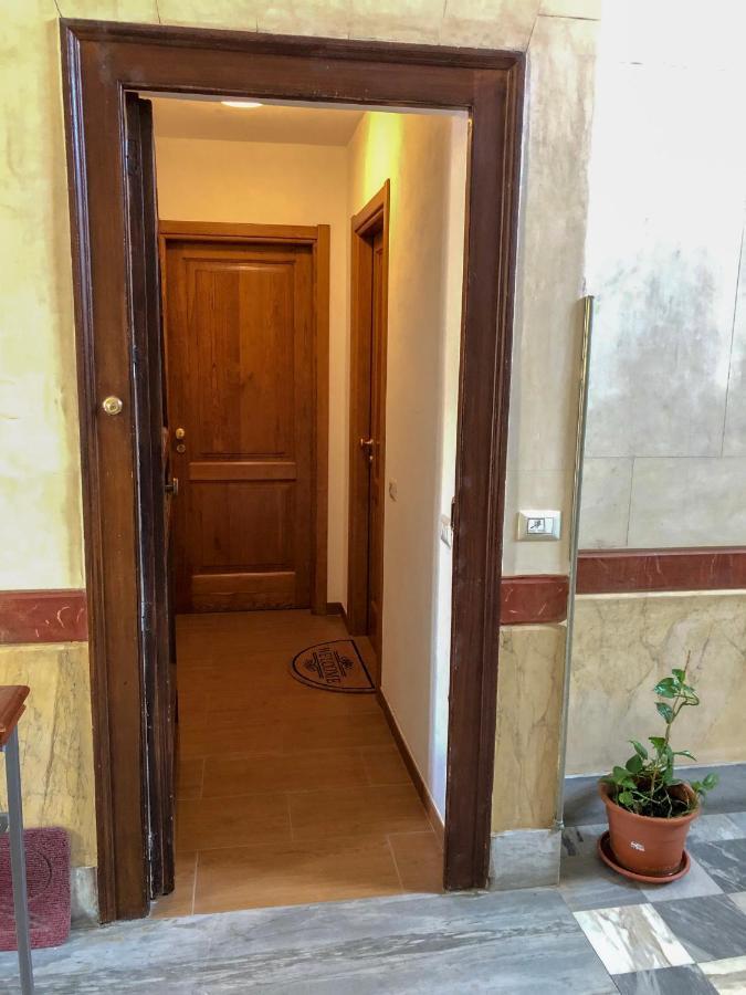 Royal - Cefalu Center Luaran gambar